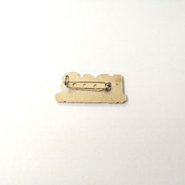 La etiqueta redonda del metal platea el oro/la insignia color plata del Pin que platean diseño libre