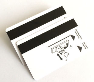 Carnets de socio plásticos impresos de la promoción del regalo de la lealtad con color de los códigos de barras CMYK